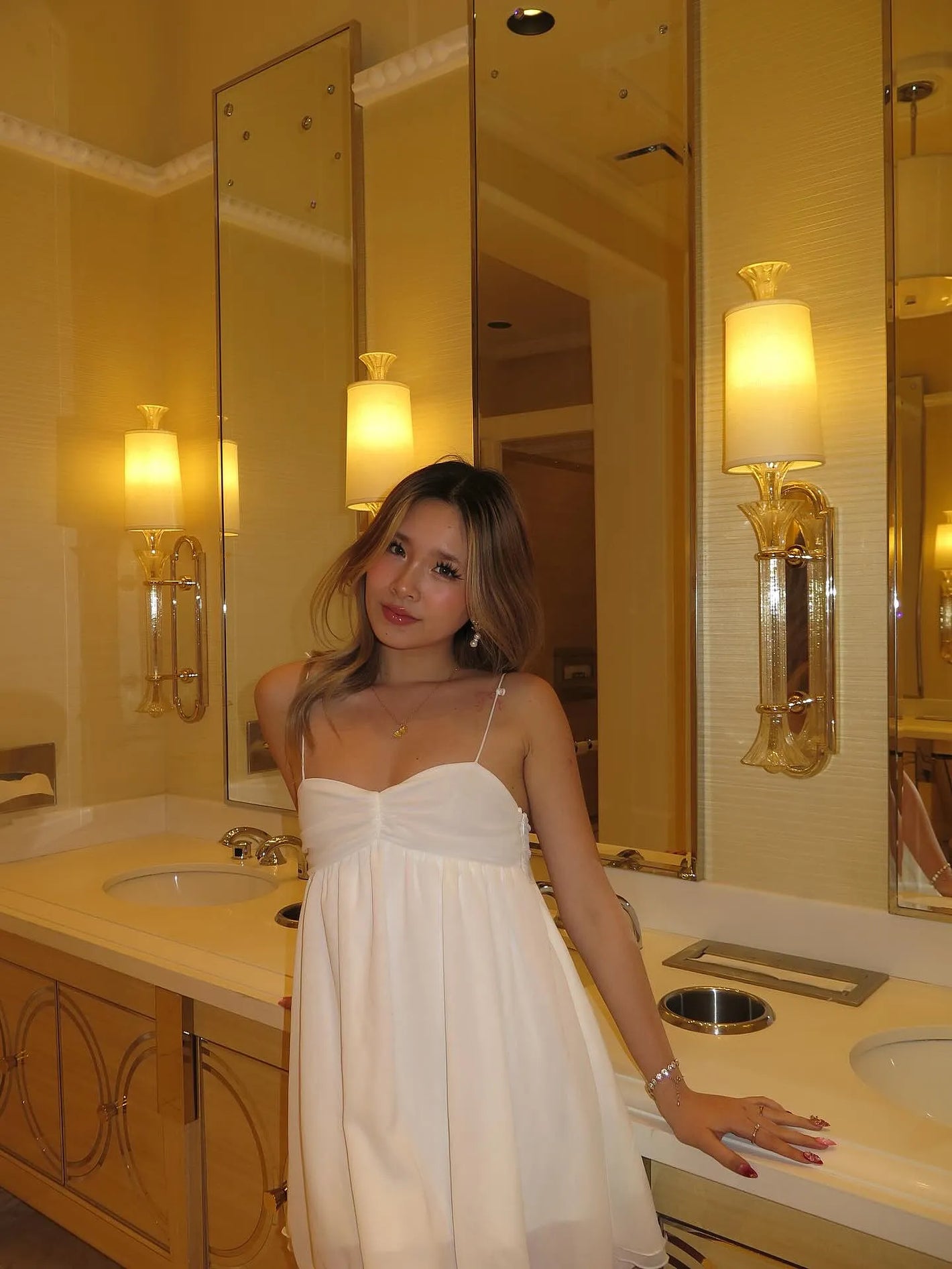 review_1_1779012444.webp
